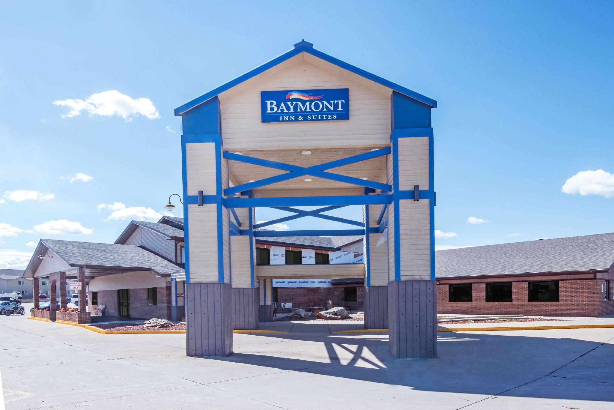 Baymont By Wyndham Spearfish Hotel Bagian luar foto