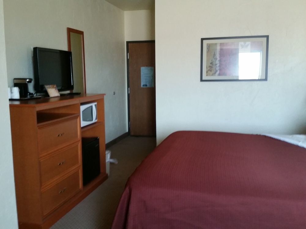 Baymont By Wyndham Spearfish Hotel Bagian luar foto